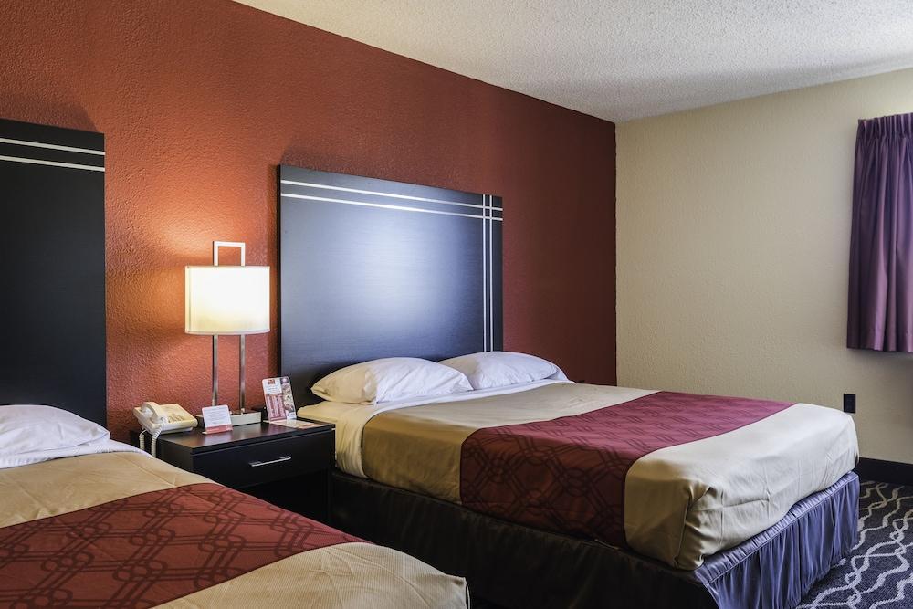 Econo Lodge Cleveland Southeast - Kent Стрітсборо Екстер'єр фото